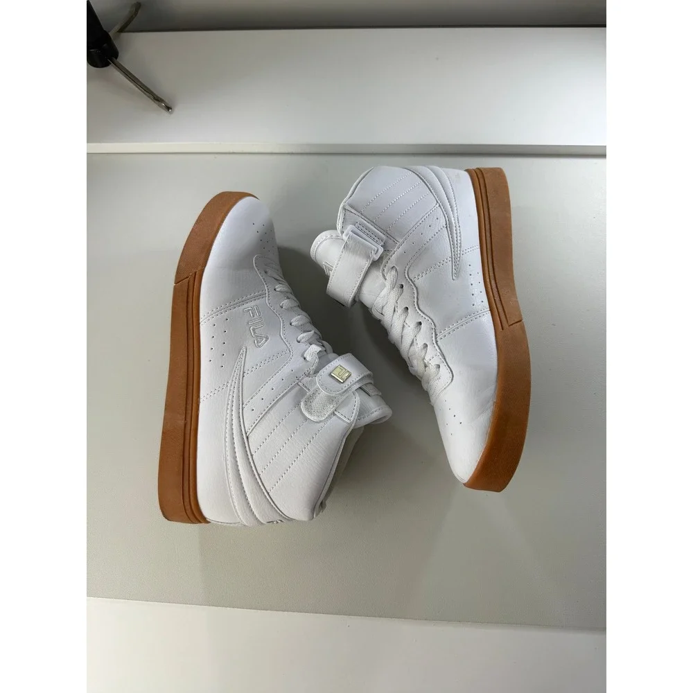 Fila Womens White Gum Sole High Top Triple White Retro Sneakers Size‎ 8